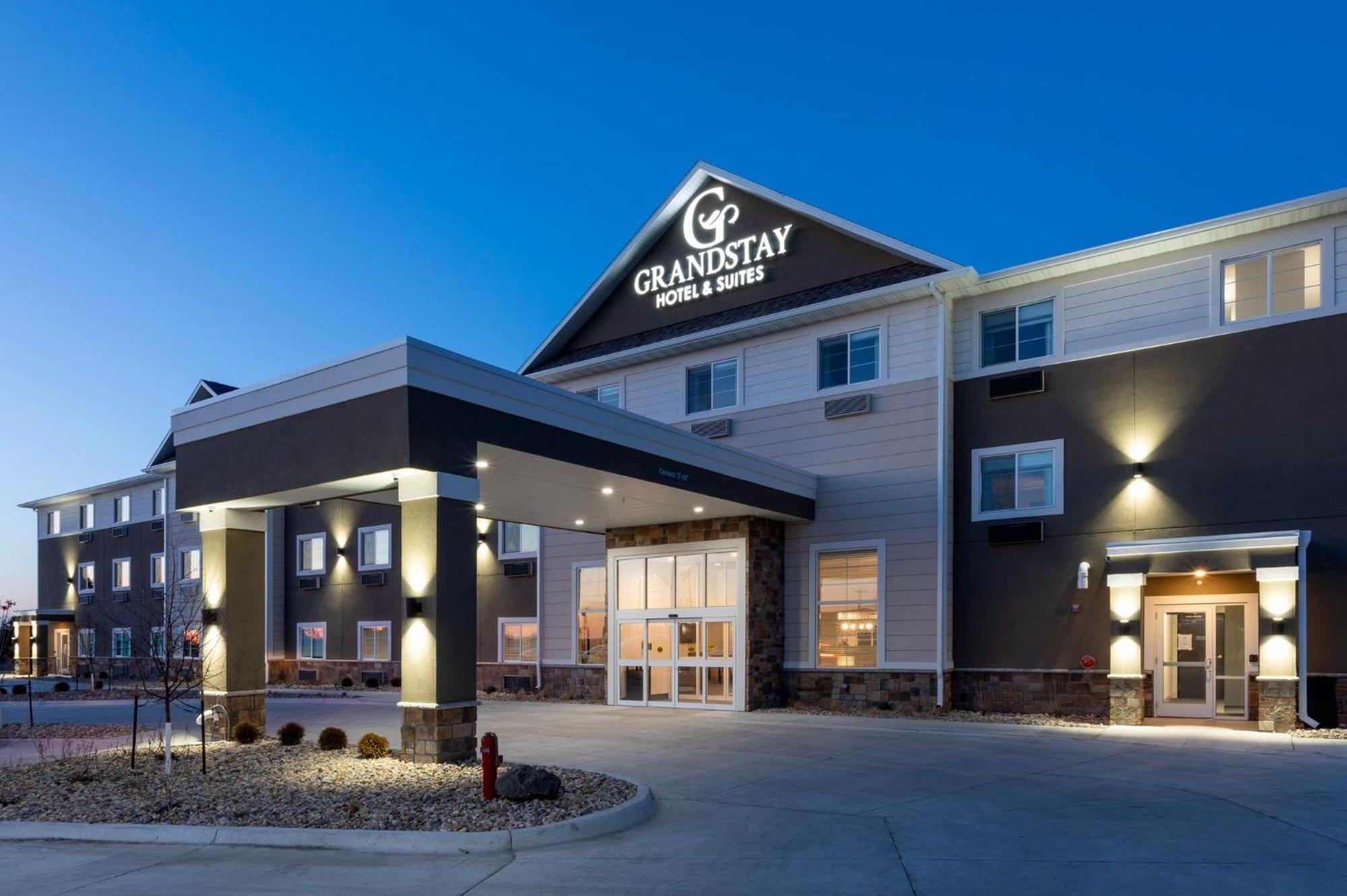 Grandstay Hotel & Suites Algona Ngoại thất bức ảnh