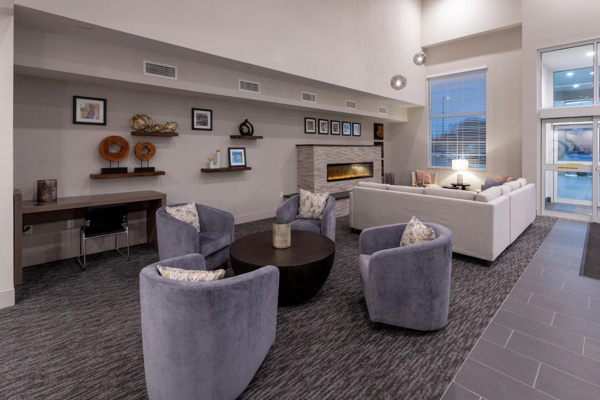 Grandstay Hotel & Suites Algona Ngoại thất bức ảnh